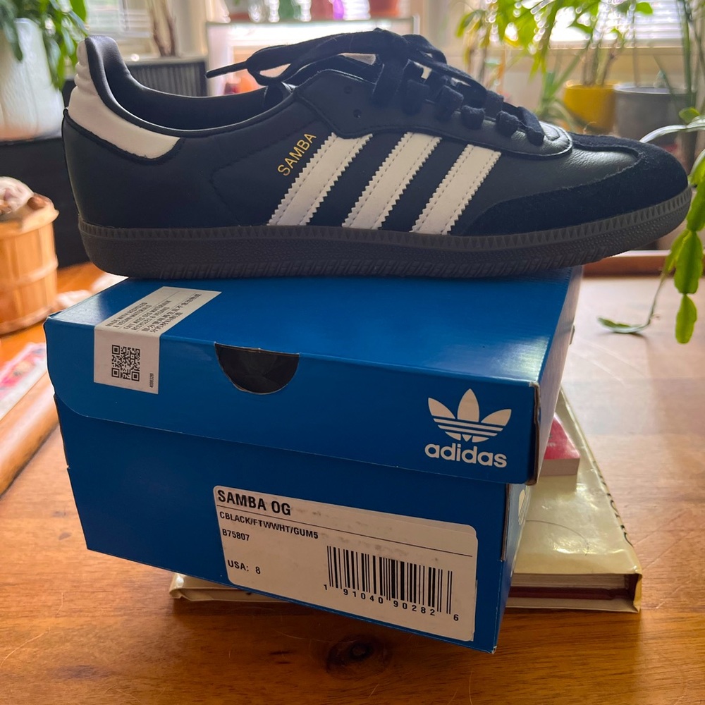 Adidas Samba OG black, white, gum sole NWT